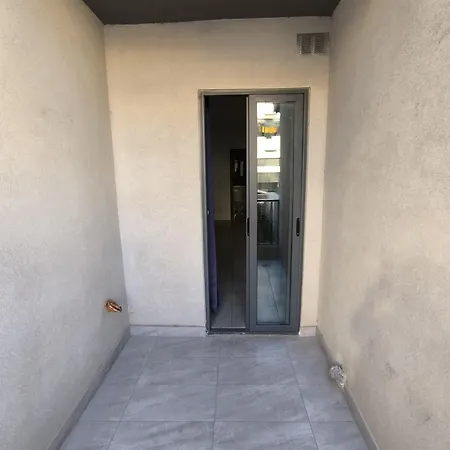 Air And Peace アパート