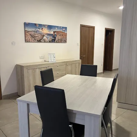 Air & Peace - 2 Bedroom Apartman Hamrun