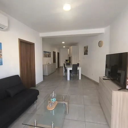 Apartman Air & Peace - 2 Bedroom Hamrun
