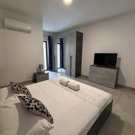 Air And Peace Apartament