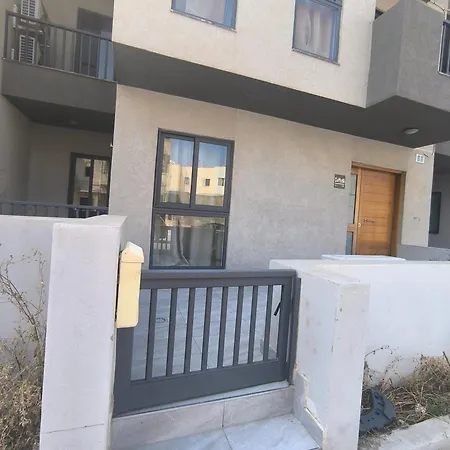 Air & Peace - 2 Bedroom *