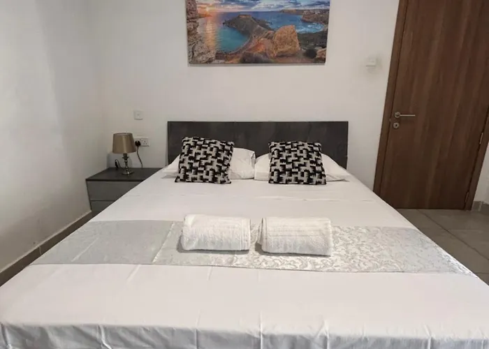 Air And Peace 아파트 Hamrun